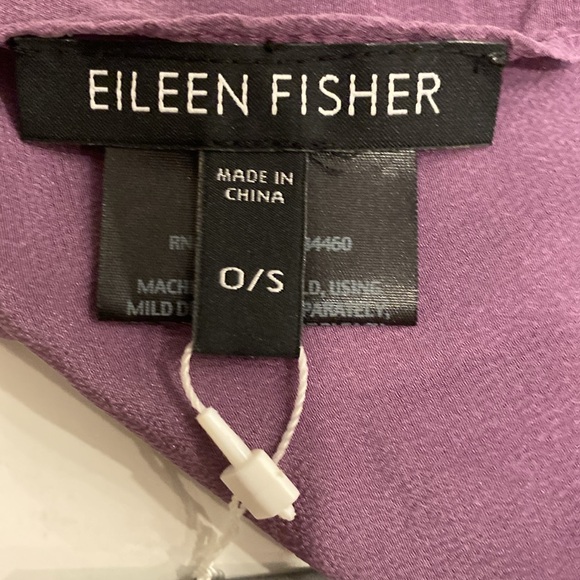 Eileen Fisher silk crepe de chine scarf (NWT) - Picture 6 of 6